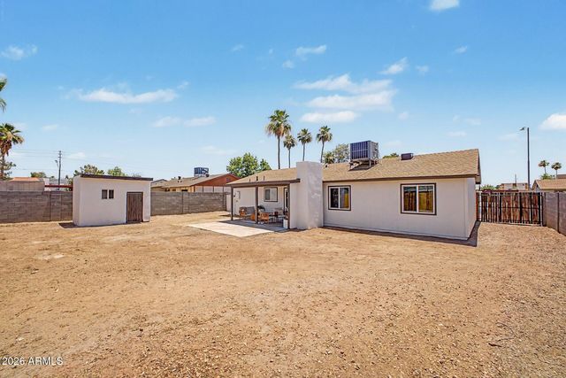8714 W BECKER Lane, Peoria, AZ 85345