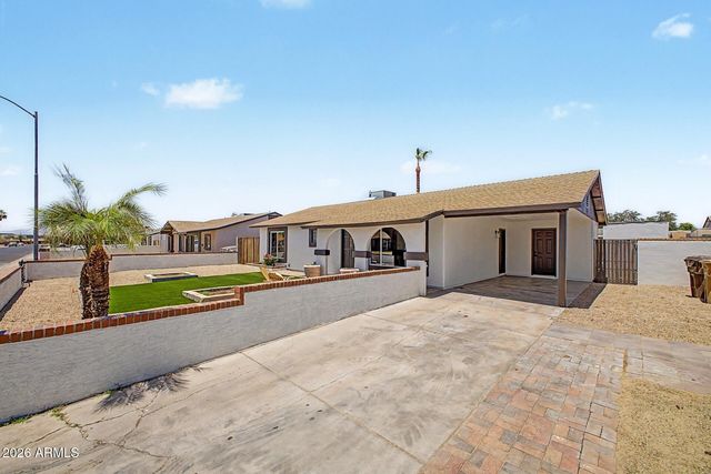 8714 W BECKER Lane, Peoria, AZ 85345