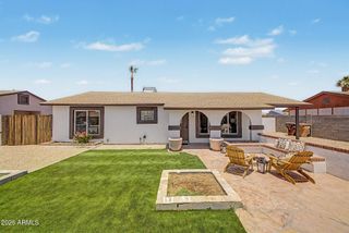 8714 W BECKER Lane, Peoria, AZ 85345