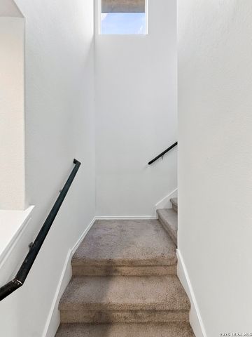 6550 Legato Curve, San Antonio, TX 78252