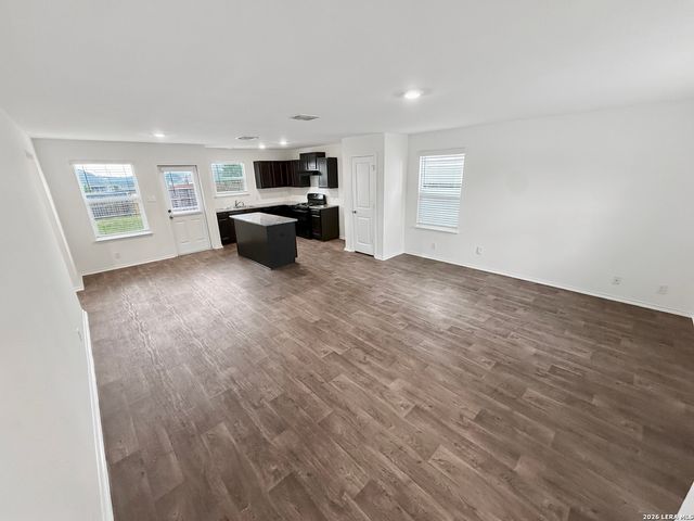 6550 Legato Curve, San Antonio, TX 78252