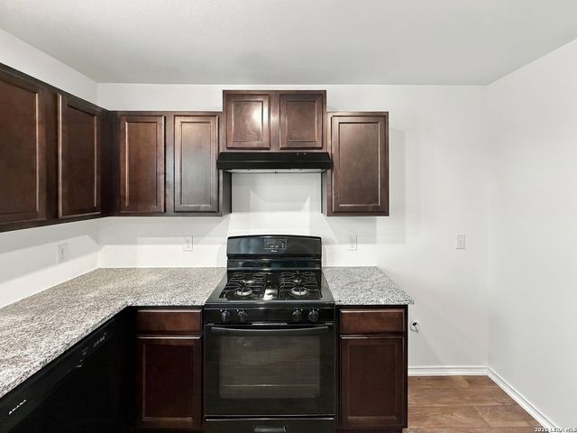 6550 Legato Curve, San Antonio, TX 78252