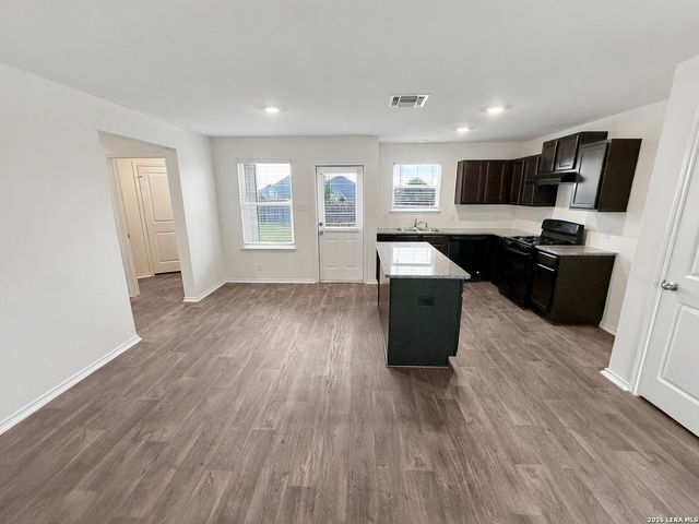 6550 Legato Curve, San Antonio, TX 78252