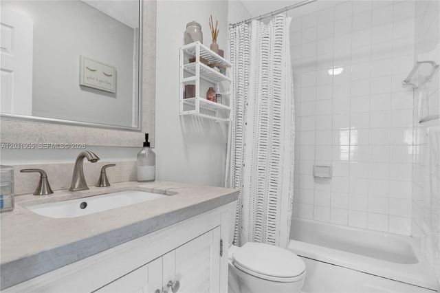 14918 SW 93rd Street, Miami, FL 33196