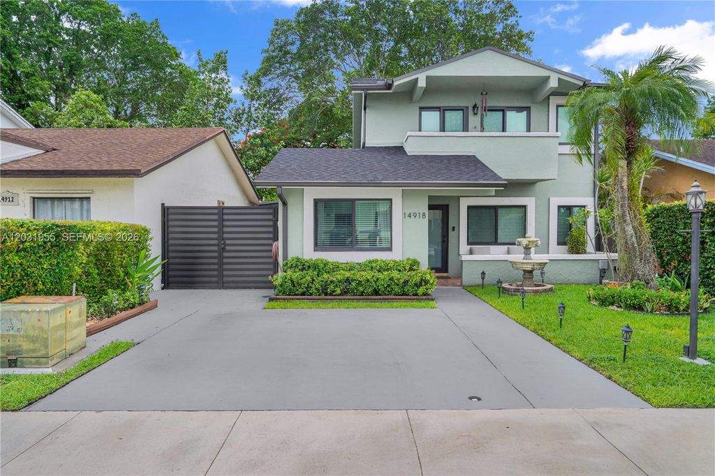 14918 SW 93rd Street, Miami, FL 33196