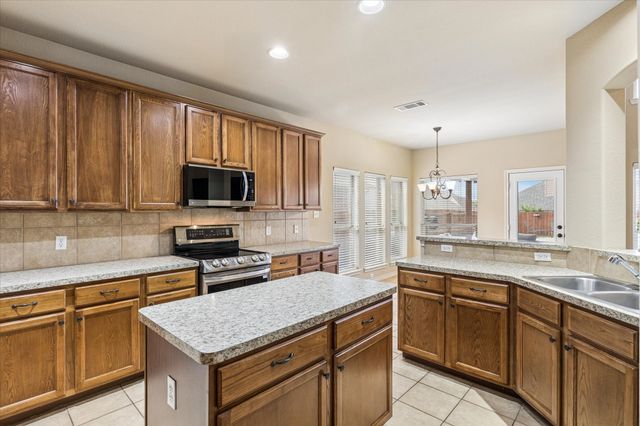 1244 Catherine Lane, Burleson, TX 76028