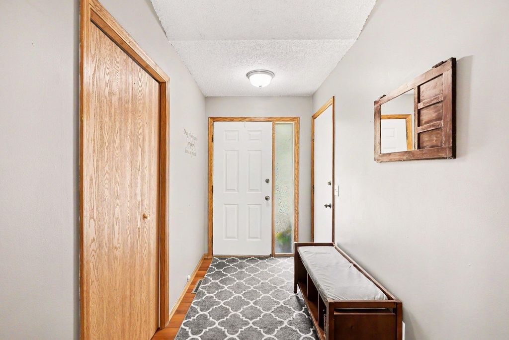 16382 Goodview Trail, Lakeville, MN 55044 — photo 3