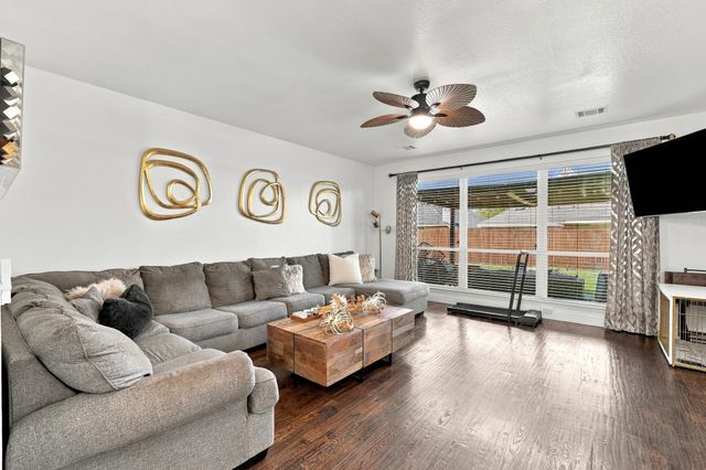 1721 Whistler Drive, Little Elm, TX 75068