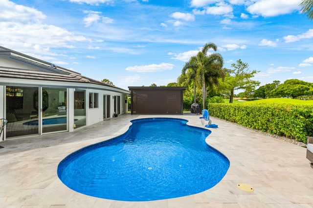 632 Lakewoode Circle W, Delray Beach, FL 33445