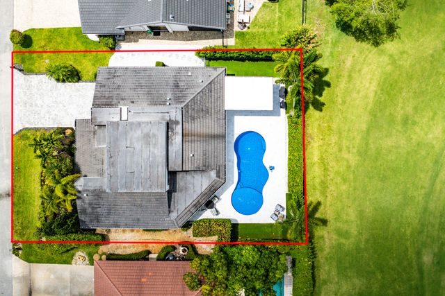 632 Lakewoode Circle W, Delray Beach, FL 33445