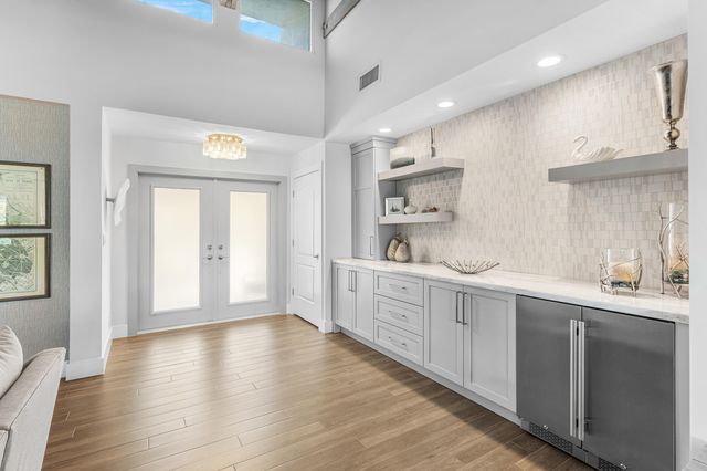 632 Lakewoode Circle W, Delray Beach, FL 33445