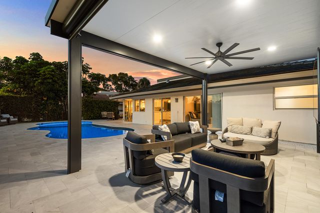 632 Lakewoode Circle W, Delray Beach, FL 33445