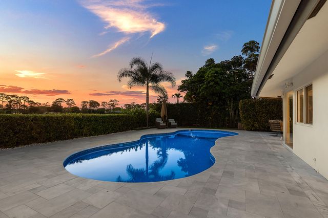 632 Lakewoode Circle W, Delray Beach, FL 33445
