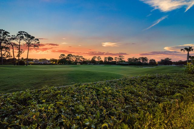 632 Lakewoode Circle W, Delray Beach, FL 33445