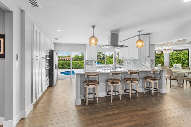 632 Lakewoode Circle W, Delray Beach, FL 33445