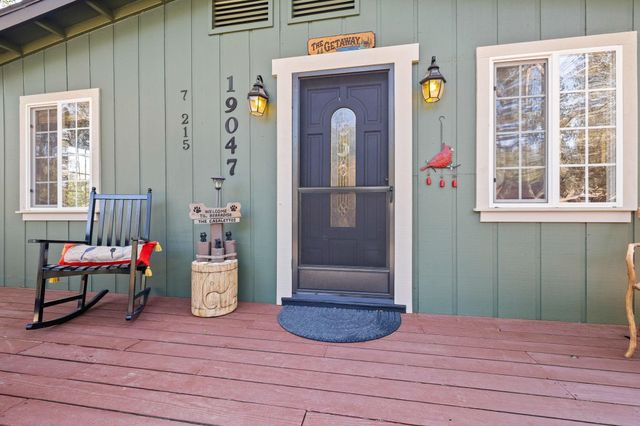 19047 Crocker Station, Groveland, CA 95321