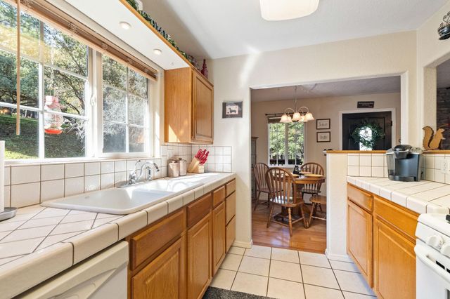 19047 Crocker Station, Groveland, CA 95321