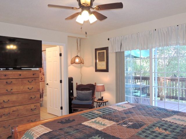 19047 Crocker Station, Groveland, CA 95321