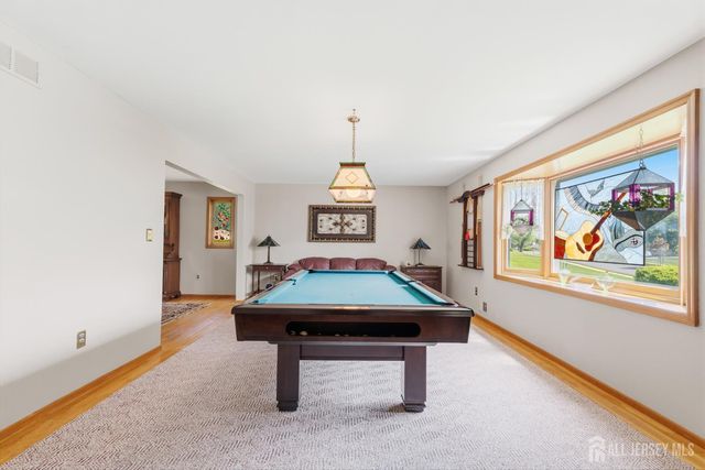18 Nathaniel Street, Monroe, NJ 08831