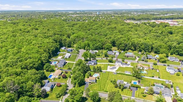 18 Nathaniel Street, Monroe, NJ 08831