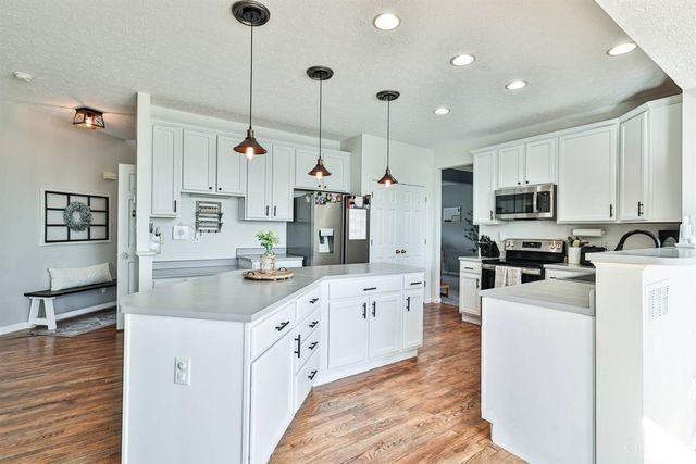 16 Ridge Wood Drive, Monroe, OH 45050