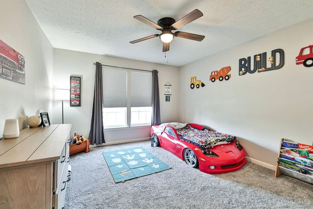 16 Ridge Wood Drive, Monroe, OH 45050