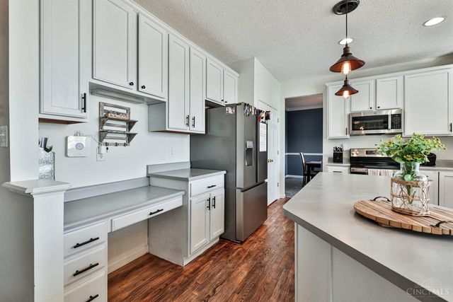 16 Ridge Wood Drive, Monroe, OH 45050