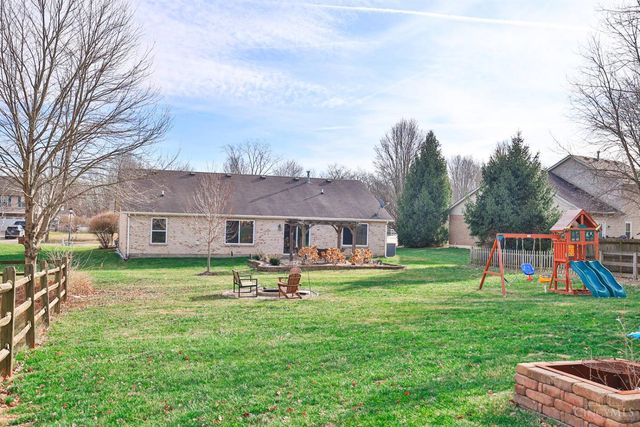 16 Ridge Wood Drive, Monroe, OH 45050