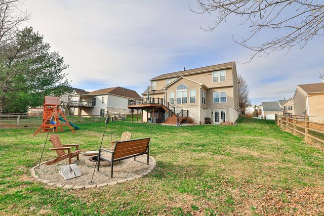 16 Ridge Wood Drive, Monroe, OH 45050