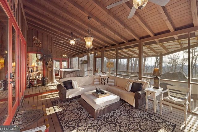 766 Laurel Ridge Drive, Blue Ridge, GA 30513
