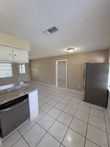 204 LA PAZ DRIVE, Kissimmee, FL 34743