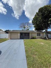 204 LA PAZ DRIVE, Kissimmee, FL 34743