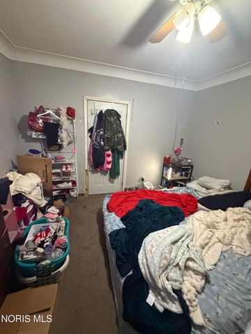 960 Willow Avenue, Toledo, OH 43605