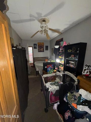 960 Willow Avenue, Toledo, OH 43605