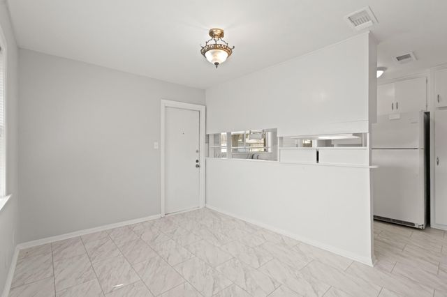 1409 Conrad Sauer Drive, Houston, TX 77043