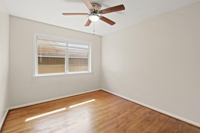 1409 Conrad Sauer Drive, Houston, TX 77043