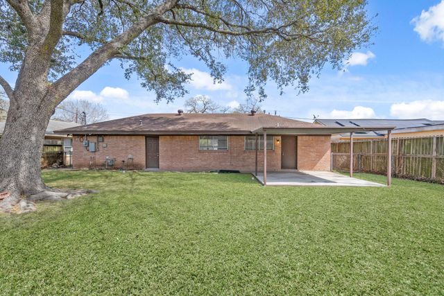 1409 Conrad Sauer Drive, Houston, TX 77043