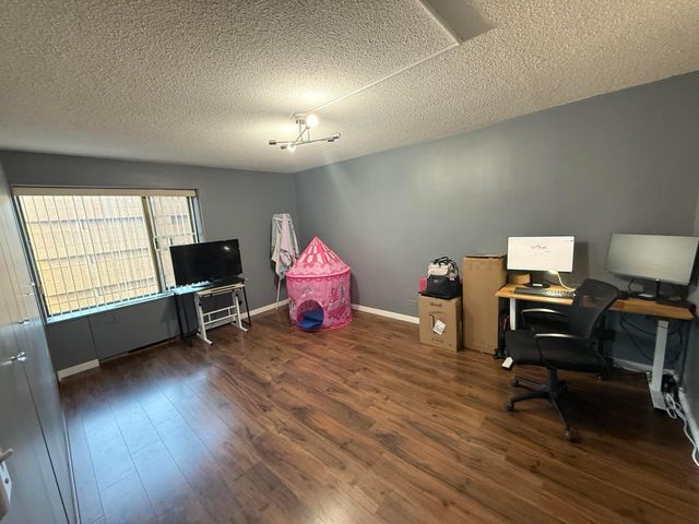 19 S 1st Street B808, Minneapolis, MN 55401