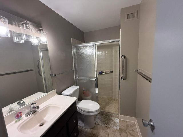 19 S 1st Street B808, Minneapolis, MN 55401