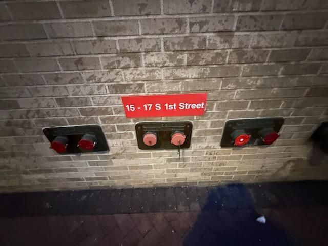 19 S 1st Street B808, Minneapolis, MN 55401