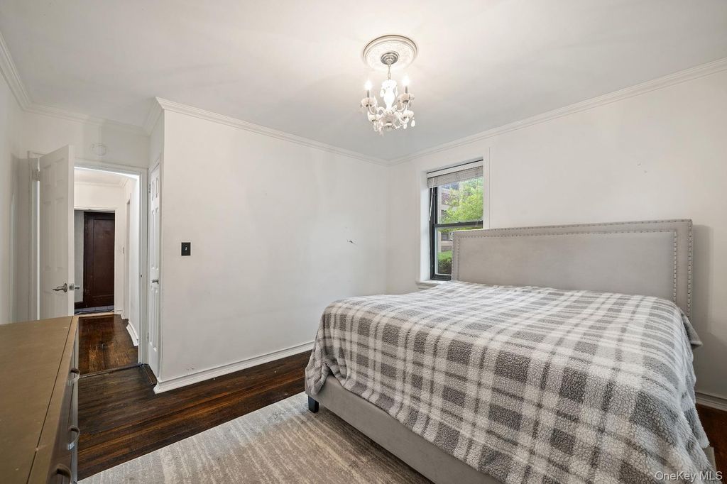 7607 Ditmars Boulevard 1C, East Elmhurst, NY 11370 — photo 5