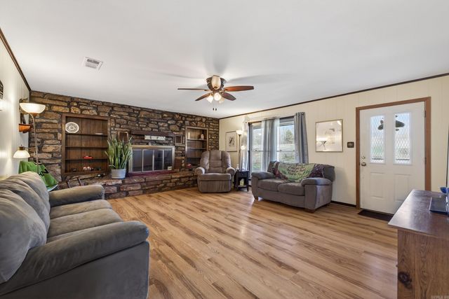 3393 Ed Haymes Road, Austin, AR 72007