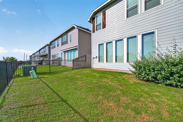 5558 Amber Brook Lane, Fulshear, TX 77441