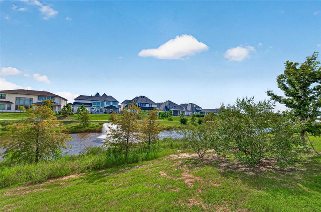 5558 Amber Brook Lane, Fulshear, TX 77441