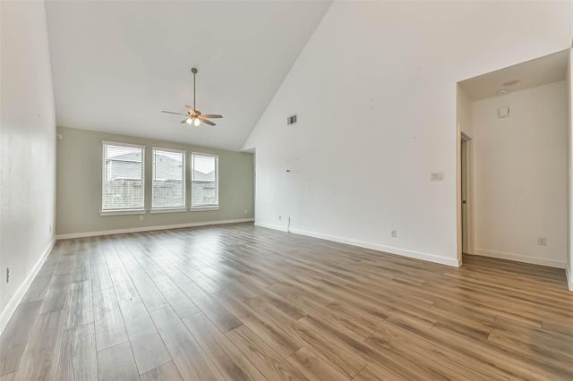13017 Sapphire Lake Lane, Texas City, TX 77568