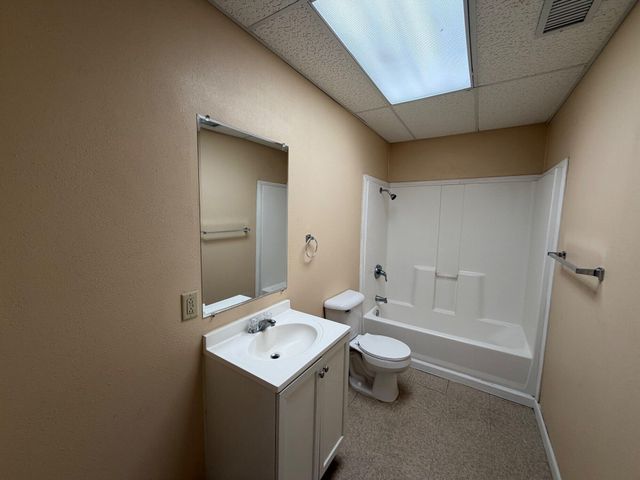 1619 University Avenue, 8, Lubbock, TX 79401