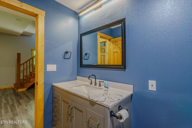 510 Houser Rd, Gatlinburg, TN 37738