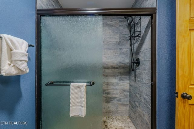 510 Houser Rd, Gatlinburg, TN 37738