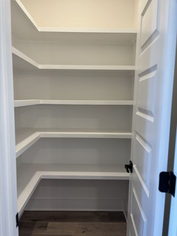 977 Hoodoo Rd, Beechgrove, TN 37018