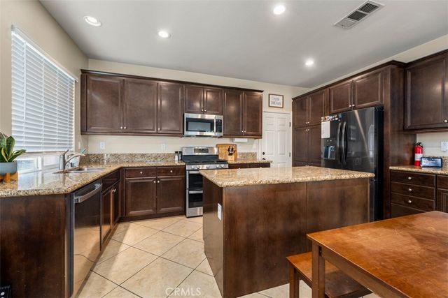 30570 Fox Sedge Way, Murrieta, CA 92563